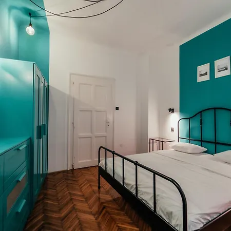 Old Town Oasis 公寓 *